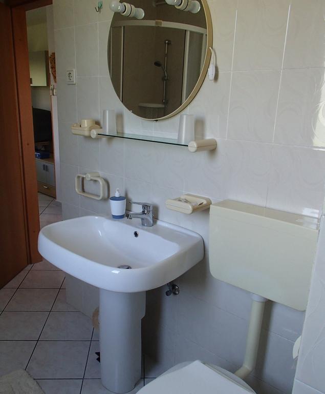 Apartment Eni ロヴィニ 部屋 写真